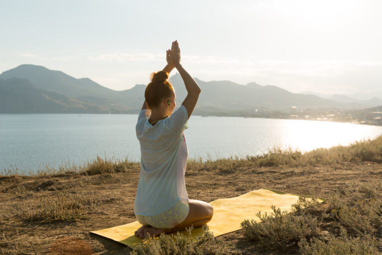 Mindfulness para Principiantes: ¿Cómo Crear un Hábito de Meditación Duradero?